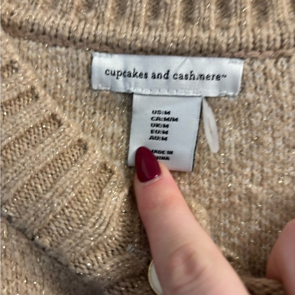NWT Cupcakes & Cashmere Tan and Cream Sweater - Picture 3 of 7